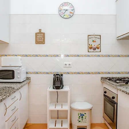 1 Bedroom Large Balcony Oceanview & Bbq In Meia * Lagos