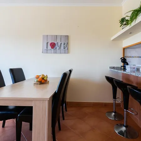 1 Bedroom Large Balcony Oceanview & Bbq In Meia